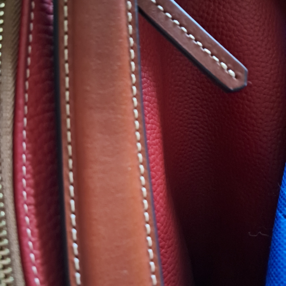 New Dooney and Bourke large east/west satchel. Red pebble leather. - Picture 10 of 10